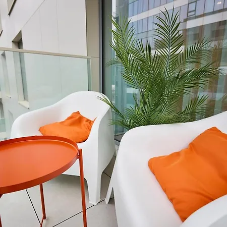 North Sky 42 * Бухарест