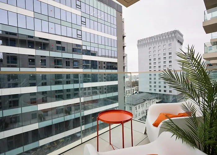 North Sky 42 * Бухарест